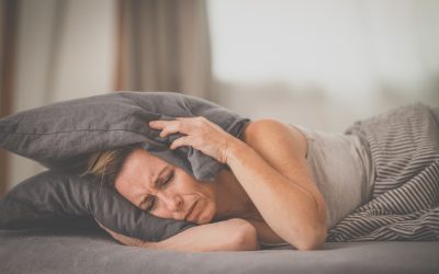 Las personas con migraña duermen menos y peor