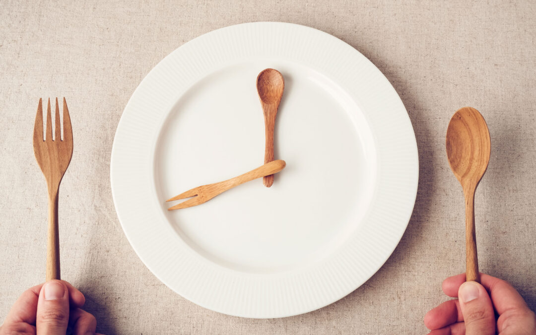 ¿Saltarse comidas puede favorecer un ataque de migraña?